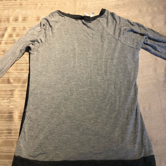 Women’s top - Picture 7 of 7